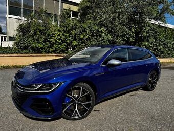 Volkswagen Arteon Shooting Brake R DPH ČR HK HUD