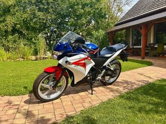 Honda CBR 250R