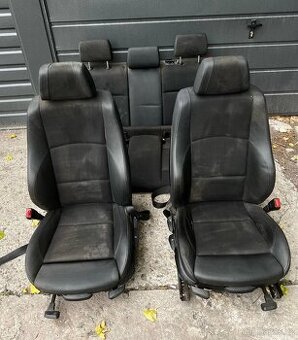 BMW E87 Sportsitze polokuze interiér M-Paket
