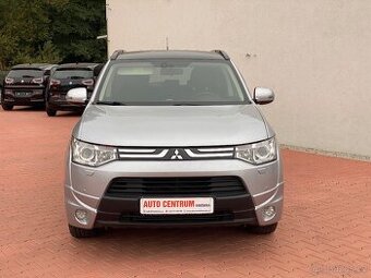 MITSUBISHI OUTLANDER  7 míst diesel manuál - 1