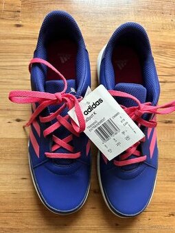Nové kožené Adidas tenisky PC 900 kč