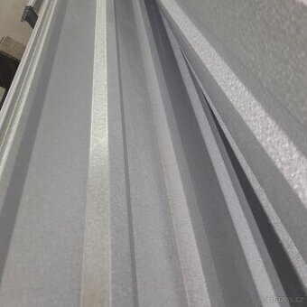 Doprodej zbytku 80 m2 trapézoveho plechu