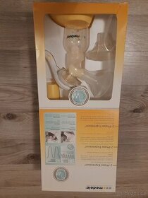 Medela manuální odsávačka Harmony