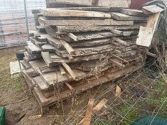 Ořechové a modřínové fošny