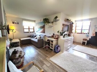 Klidné bydlení 2+kk v rodinném domě - Vřesina u Hlučína