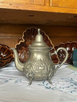 Vintage marocká postříbřená konvice na čaj