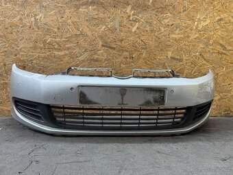 Predni naraznik Vw Golf 6 5-dverak stribrny