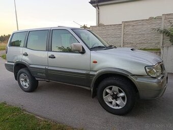 Prodám Nissan Terrano 3.0