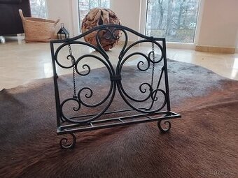 Retro stojan na čtení knih