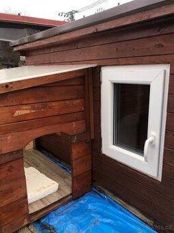 Nádherná psí bouda