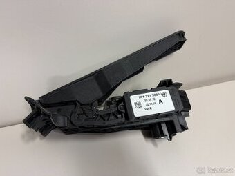 Plynový pedál 1K1 721 503