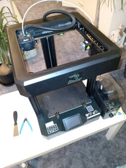 3d tiskarna Ender 7 , v zaruce