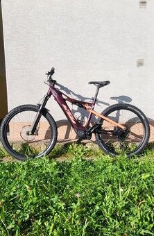 Celoodpružené elektrokolo KTM MACINA LYCAN