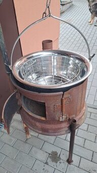 Kotlík, ohniště, gril