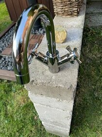 Stojánková baterie