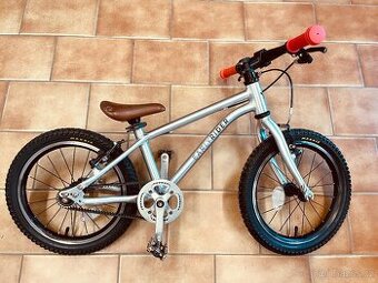 16" ultralehké dětské kolo Early Rider Belter