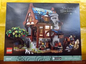 LEGO IDEAS 21325 Středověká kovárna