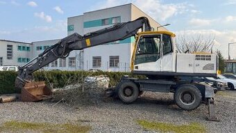 Kolové rypadlo VOLVO EW 180C k opravě