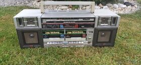 JVC   vintage  boombox - 1