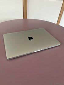 MacBook Pro 13 inch, M1, 2020