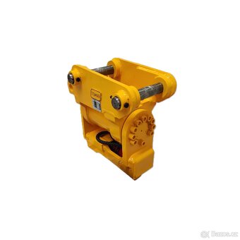 Naklápěcí hlavy pro bagry od 2 do 16 tun hydraulický upínač