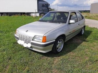 Opel Kadett 1.3 i Model 1987.