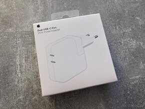 Nabíjecí adapter na iPhone