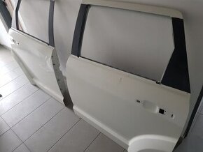 Dveře Dodge Journey, fiat freemont