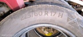 225/60 R17 H