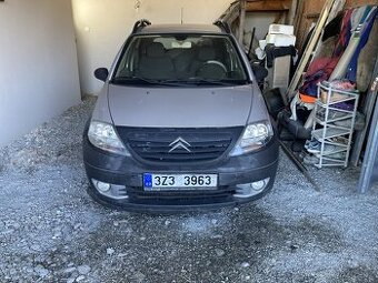 Citroen C3 XTR , nafta 1.6 HDI , 2004 - na najradni dily.