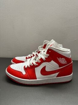 Air Jordan 1 Mid Syracuse -42