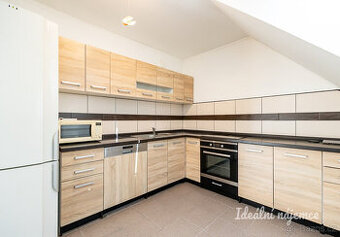 Pronájem bytu 2+kk, U Valu, Nupaky, 19900 Kč/měs, 50 m2