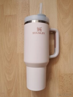 Termohrnek Stanley s brčkem růžový