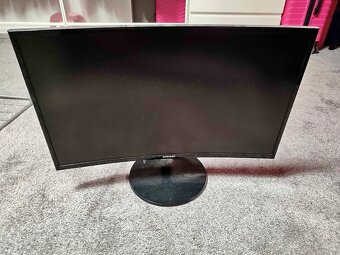 Samsung Monitor 27”