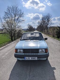 Škoda 120L
