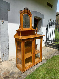 Starožitný skleník v pěkném stavu - masiv dub