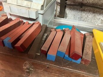 Prodám soustružnické noze