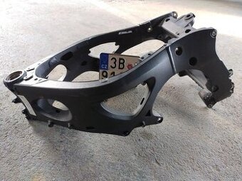 rám Yamaha YZF R6