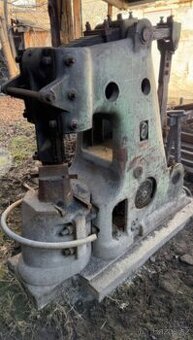 Sháním kovářský buchar prako