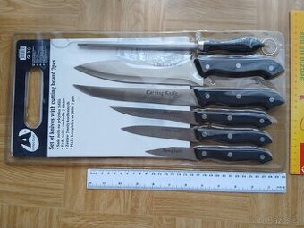 Nože, prkénko, brousek, nové