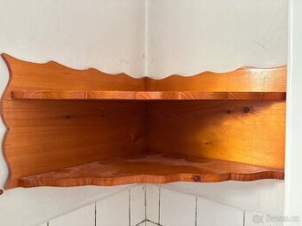 drevena policka do rohu - ruční prace