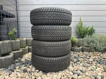 215/60 R16
