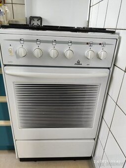 PLYNOVÝ SPORÁK MORA 2275