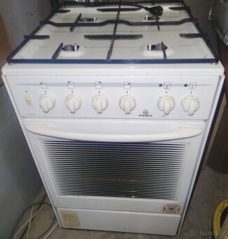 PLYNOVÝ SPORÁK MORA 2275