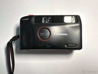 Panasonic C-325EF 35mm Filmový fotoaparát