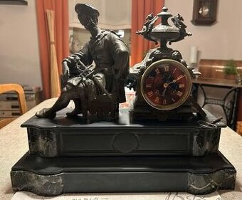 Krbové hodiny - kolem roku 1920, bronz a mramor