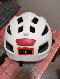 Helma na kolo nebo skate vel 49 - 54 cm unisex