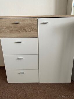 Komoda-4 zásuvky +1 skřín