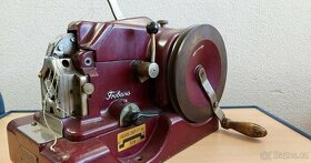 Obuvnický rámový šicí stroj