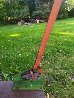 Pákové nůžky na plech